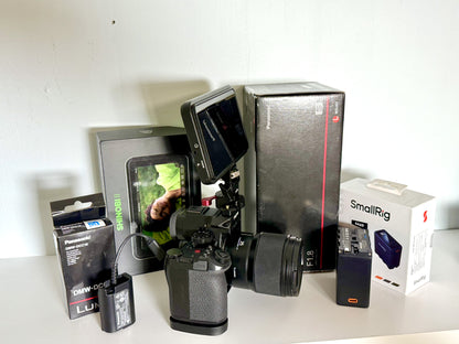 Panasonic Lumix S5iiX + Lumix 35mm F/1.8 L-Mount + Atomos Shinobi ii + NPF Usb-C