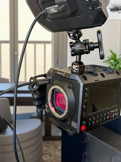 Blackmagic Pyxis 6K L-Mount STARTER KIT + Monitor